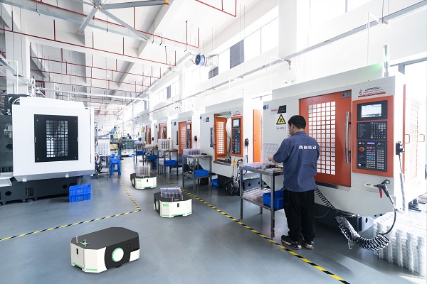 AGV自動(dòng)小車—生產(chǎn)組裝車間運(yùn)輸?shù)母咝Чぞ?></a></div>
                    <div   id=